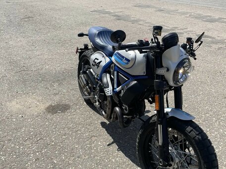 2019 Ducati Scrambler 800, серебристый, 750000 рублей, вид 2