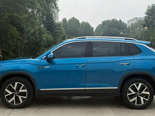 2023 Volkswagen Tayron I Рестайлинг, синий, 2211000 рублей, вид 5