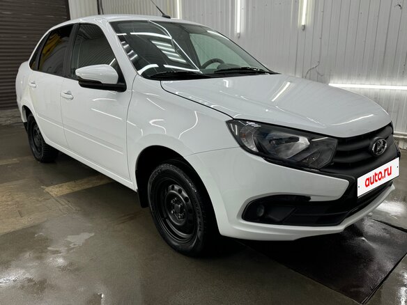 2023 Lada (ВАЗ) Granta I Рестайлинг, белый - вид 3