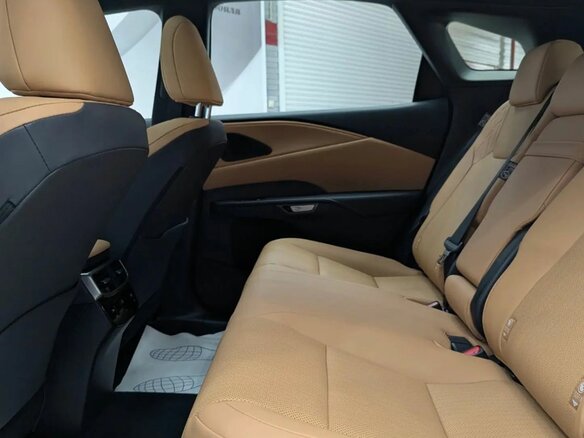 2026 Lexus RX 300 V, белый, 8499000 рублей - вид 19