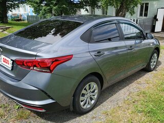 2020 Hyundai Solaris II Рестайлинг, серый, 1500000 рублей, вид 4