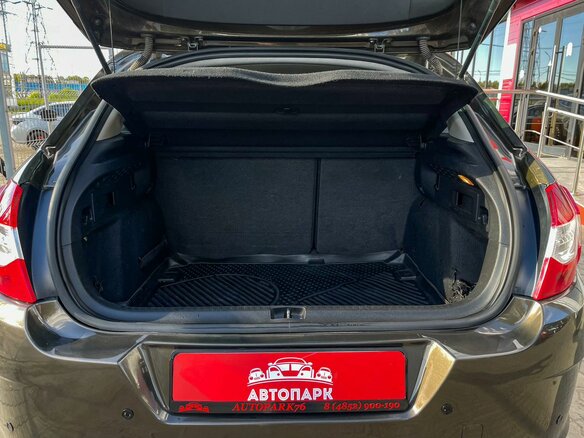 2011 Citroen C4 II, коричневый - вид 9