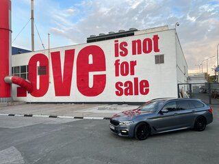2019 BMW 5 серии 530d xDrive VII (G30/G31/G38), серый, 3600000 рублей, вид 2