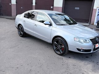 2010 Volkswagen Passat B6, серебристый, 900000 рублей, вид 2