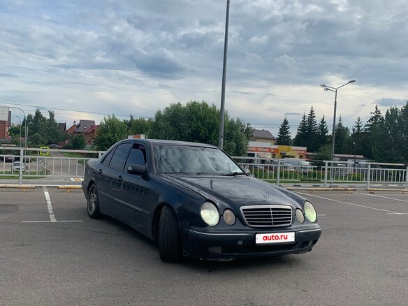 2001 Mercedes-Benz E-Класс 220 II (W210, S210) Рестайлинг, синий, 700000 рублей - вид 8