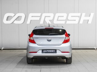 2015 Hyundai Solaris I Рестайлинг, серебристый, 899000 рублей, вид 3