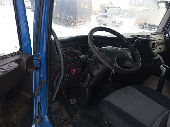 2023 IVECO-Hongyan 6x4 (CQ4256), синий, 3882450 рублей - вид 8