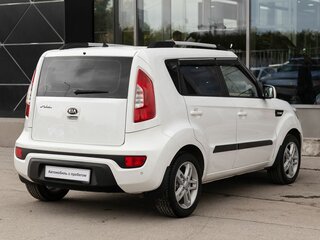 2013 Kia Soul I Рестайлинг, белый, 745000 рублей, вид 5