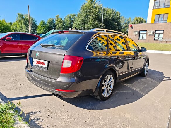 2011 Skoda Superb II, коричневый, 1050000 рублей - вид 3