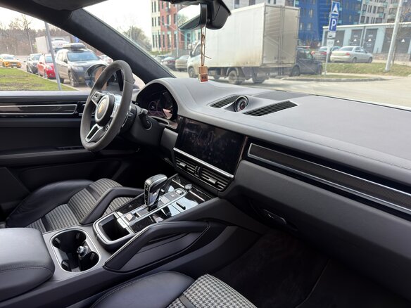 2019 Porsche Cayenne S Coupé III, белый, 8500000 рублей - вид 17