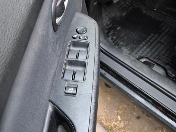 2008 Mazda 6 II (GH), чёрный, 749999 рублей - вид 10