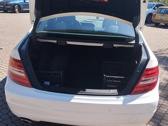 2013 Mercedes-Benz C-Класс 180 III (W204) Рестайлинг, белый, 1600000 рублей - вид 15