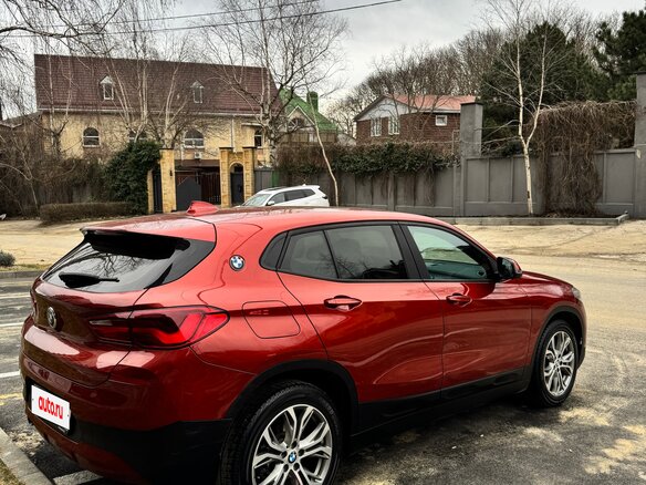 2018 BMW X2 sDrive18i I (F39), оранжевый, 2240000 рублей - вид 5