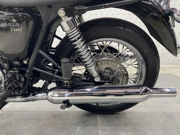 2007 Triumph Bonneville T100, чёрный, 549000 рублей - вид 8