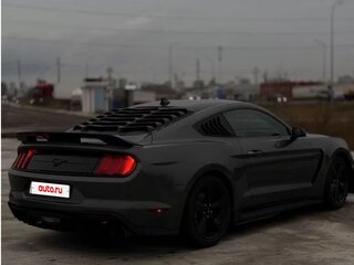 2021 Ford Mustang VI Рестайлинг, серый, 3700000 рублей, вид 3