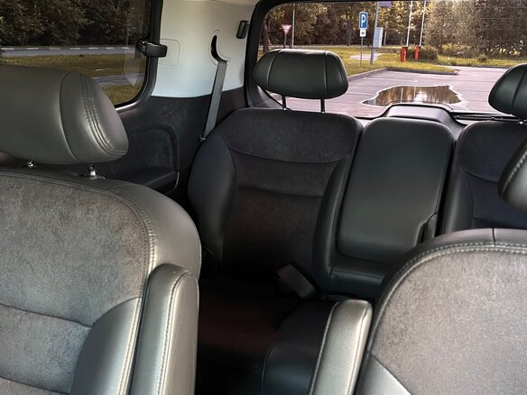 2008 Honda Elysion I Рестайлинг, чёрный, 1725000 рублей - вид 19