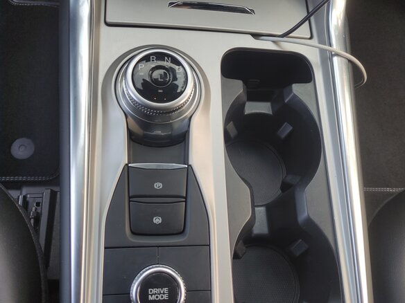 2023 Ford Explorer VI, чёрный, 2420000 рублей - вид 16