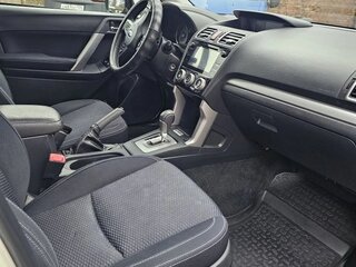 2015 Subaru Forester IV, белый, 1800000 рублей, вид 3