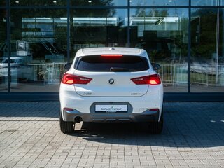 2019 BMW X2 sDrive18i I (F39), белый, 1830000 рублей, вид 4