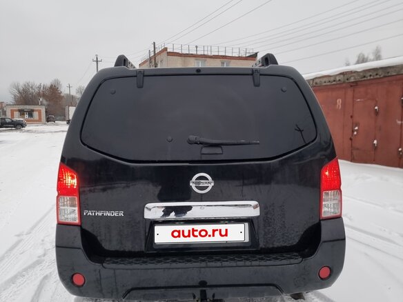2011 Nissan Pathfinder III Рестайлинг, чёрный, 1690000 рублей - вид 7