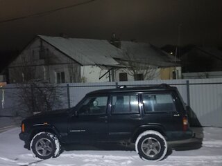 2001 Jeep Cherokee II (XJ) Рестайлинг, чёрный, 330000 рублей, вид 3