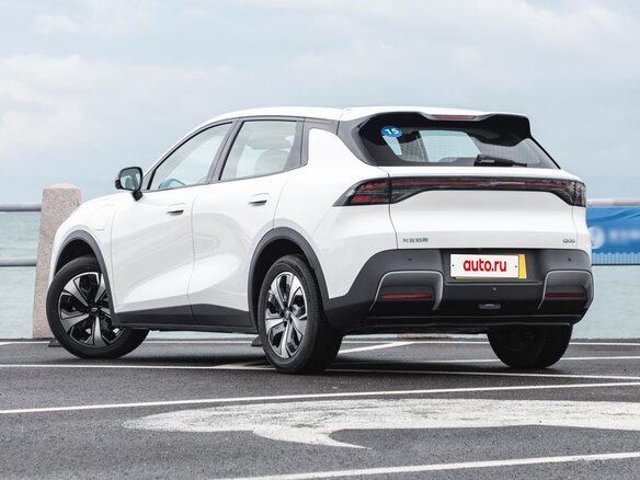 2026 Changan Qiyuan Q05 51.9 kWh II, белый, 2328000 рублей - вид 4