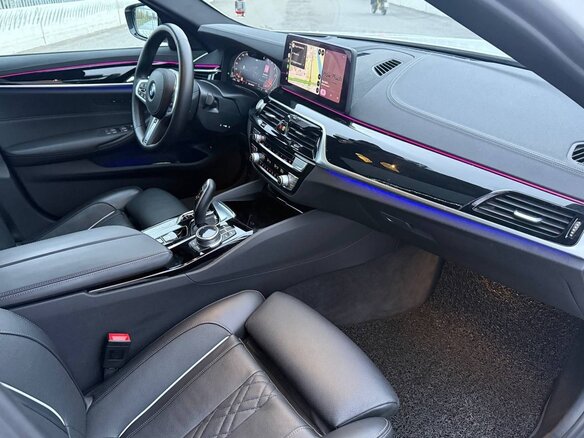 2020 BMW 5 серии 523d xDrive VII (G30/G31/G38) Рестайлинг, белый, 5490000 рублей - вид 27