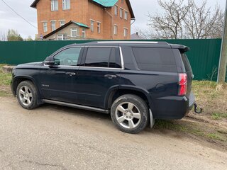 2018 Chevrolet Tahoe IV, чёрный, 4500000 рублей, вид 3