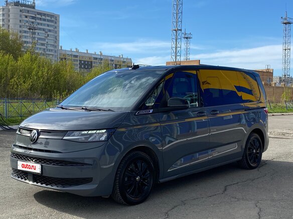 2022 Volkswagen Multivan T7, серый, 5850000 рублей - вид 37