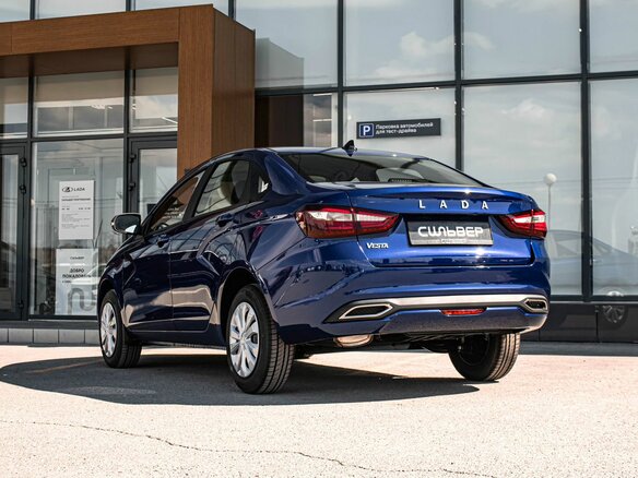 2026 Lada (ВАЗ) Vesta I Рестайлинг (NG), синий, 1601000 рублей - вид 2