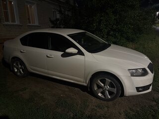 2014 Skoda Octavia III (A7), белый, 880000 рублей, вид 4