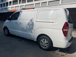 2012 Hyundai Grand Starex, белый, 900000 рублей, вид 5
