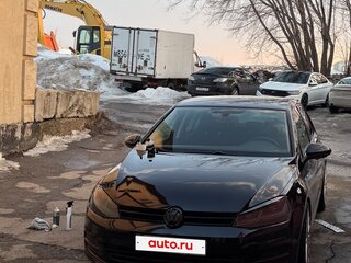 2014 Volkswagen Golf VII, чёрный, 1300000 рублей, вид 2