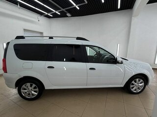2024 Lada (ВАЗ) Largus Cross I Рестайлинг, белый, 1357000 рублей, вид 4