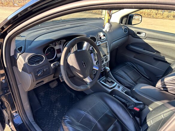 2011 Ford Focus II Рестайлинг, чёрный, 659999 рублей - вид 7