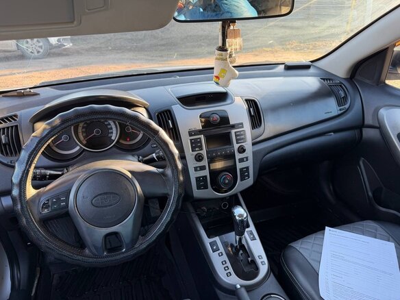 2009 Kia Cerato 4-speed II, серебристый, 1000000 рублей - вид 17