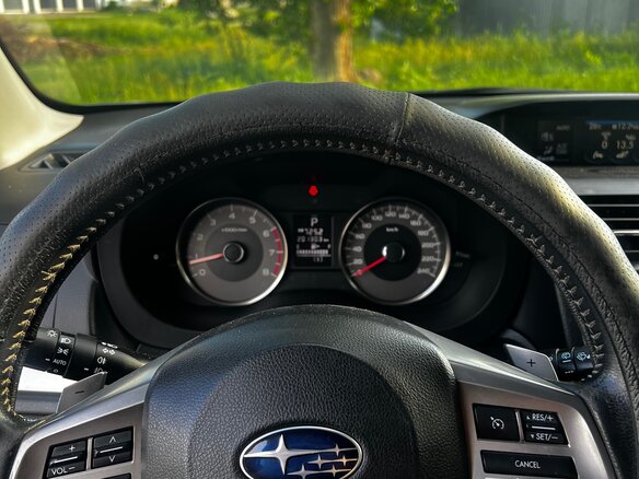 2014 Subaru Forester IV, серый, 1800000 рублей - вид 5