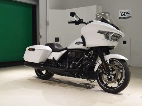 2024 Harley-Davidson Road Glide, белый, 2623000 рублей, вид 3