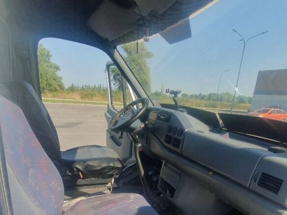 1998 Mercedes-Benz Sprinter, белый, 520000 рублей - вид 10