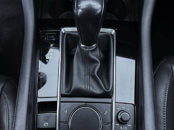 2022 Mazda 3 IV (BP), красный - вид 7