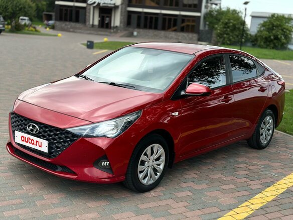 2020 Hyundai Solaris II Рестайлинг, красный, 1050000 рублей - вид 2