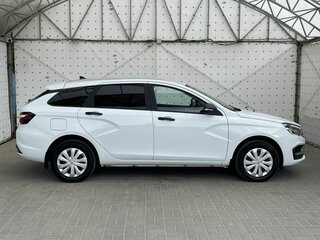 2025 Lada (ВАЗ) Vesta SW I Рестайлинг (NG), белый, 1420000 рублей, вид 4