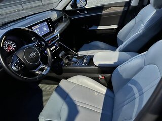 2020 Kia K5 III, чёрный, 2600000 рублей, вид 3