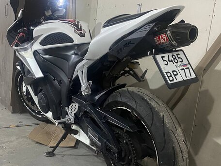 2008 Honda CBR 600RR, белый, 600000 рублей, вид 5