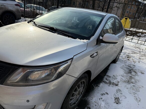 2012 Kia Rio 4-speed III, серебристый, 800000 рублей - вид 5