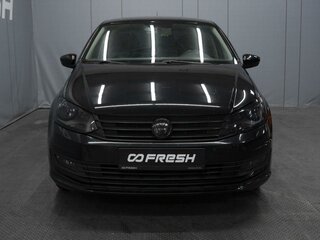 2018 Volkswagen Polo V Рестайлинг, чёрный, 1310000 рублей, вид 3