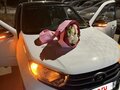 2023 Lada (ВАЗ) Granta I Рестайлинг, белый, 900000 рублей - вид 4