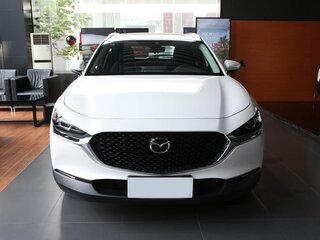 2025 Mazda CX-30 I, белый, 2942918 рублей, вид 2