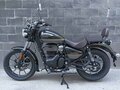 2026 Royal Enfield Meteor, чёрный - вид 1