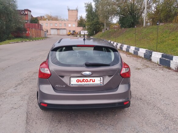 2011 Ford Focus III, серый - вид 2